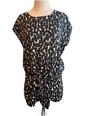 Eclair Women’s Size L Sleeveless Black And White Beautiful Blouse Zip Back